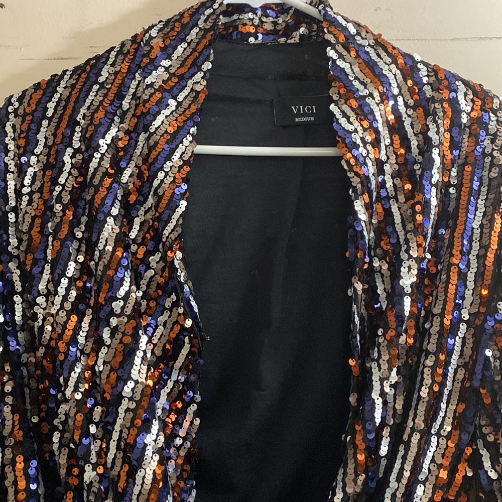 Vici sequin top - Picture 2 of 4